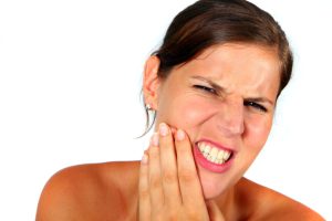 Natural mouth pain relief